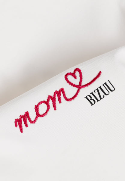 Kremowy T-shirt z haftem MOM