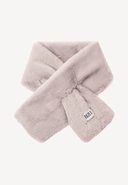 Beżowy szalik z logowaną metką FLUFFY